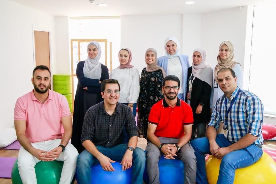 CVTorg's tweet image. Our physiotherapy team all smiles in Amman! 😁

#Healing #MentalHealth #somaticwork #traumatherapy