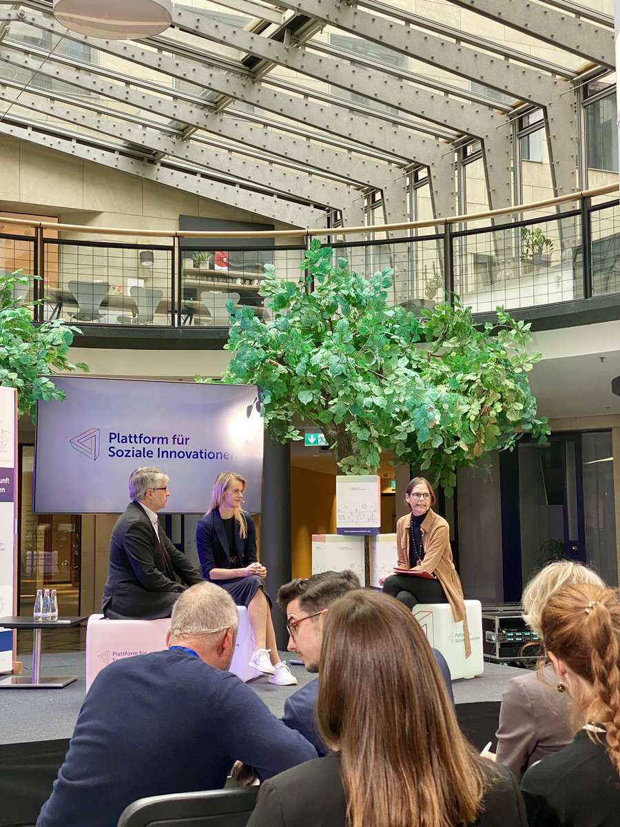 Vorstellung der Plattform für Soziale Innovationen sozialeinnovationen.net von @socialimpactlab, <a href="/SEND_ev/">SEND e.V.</a> &amp; <a href="/TU_Dortmund/">TU Dortmund</a>. Mit <a href="/ZarahBruhn/">Zarah Bruhn</a> @BMBF_Bund &amp; <a href="/sven_giegold/">Sven Giegold</a> @BMWK.