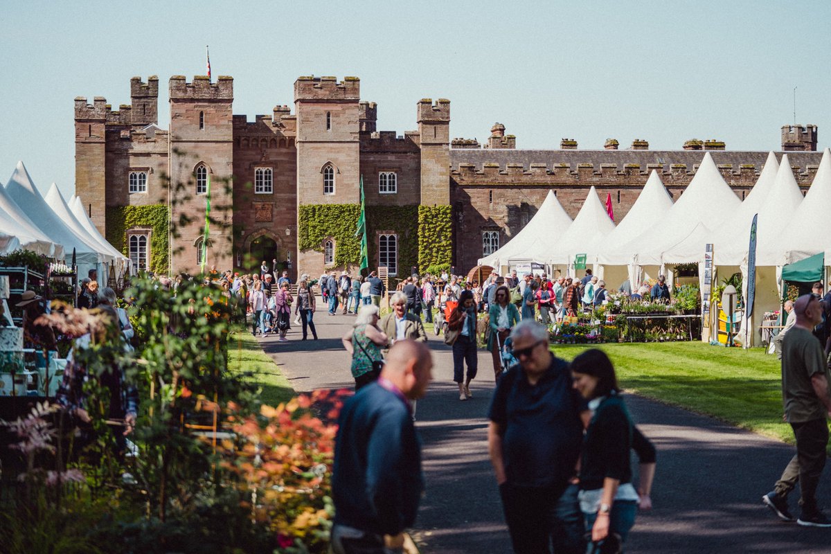 We are excited to announce that #SconePalaceGardenFair will be back on the 31st of May and 1st of June 2024 🌷 Early bird tickets are now available on our website, as well as information on how to enter the Scottish Garden Design Competition! scone-palace.co.uk/event/scone-pa…