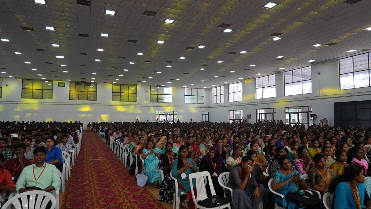 ictacademyindia's tweet photo. Mike Murali, Chief Fun Officer, Capgemini India delivered a spectacular keynote at the ICT Academy Youth Leadership Summit 2023.

Murali spoke about "The 5E Essentials: Evolution, Education, Environment, Experiment, Enjoyment."

#ictacademyindia #YouthTalk2023 #YLS23 https://t.co/jot4jh9rj0