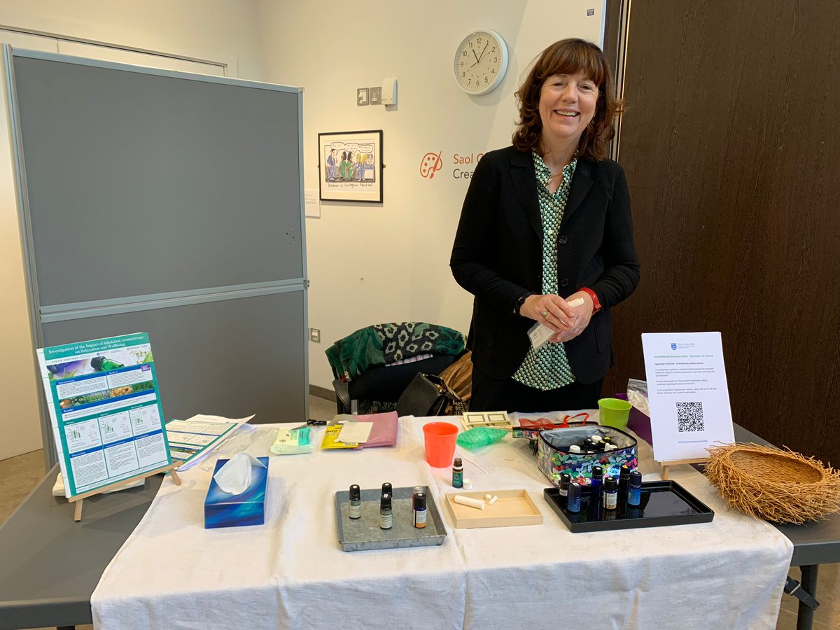 At our Gynaecology Oncology Survivorship launch we have drop in sessions including an aromatherapy Workshop with Fiona Hedigan who is a qualified aromatherapist/PHD student with a special interest in using aromatherapy to improve stress & anxiety levels in the healthcare setting.