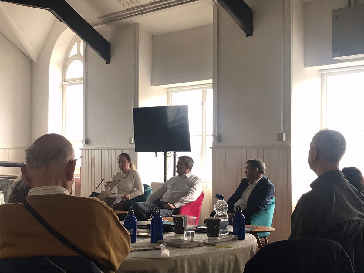 LimkLearnFest's tweet photo. Delighted to present on our Learning Limerick Ambassadors initiative in @learningcityds yesterday. A great three days of sharing best practice and learning with the Irish Network of Learning Cities. #collaboration #irishnetwork #Learningcities #unesco https://t.co/iQNAYtfnf4
