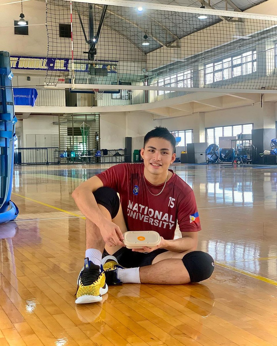 KweenFalcon's tweet photo. Ay hala Go NU 🏐💪

JV 🥵🔥 https://t.co/hPBuhJBXcz