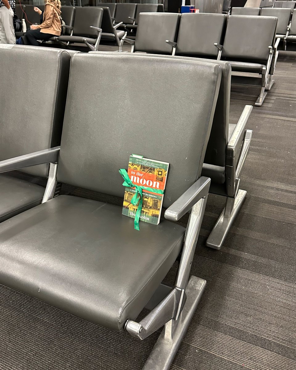 another #ibelieveinbookfairies book drop

it’s been a long time

it’s an empty airport but I’m heading ‘home’ to the UK

I hope I hear from whomever picks it up

#bookfairiespennsylvania #bookfairiesusa #bookfairiesworldwide #thebookfairies #bookfairy

#tothemoonandback #IGotOut