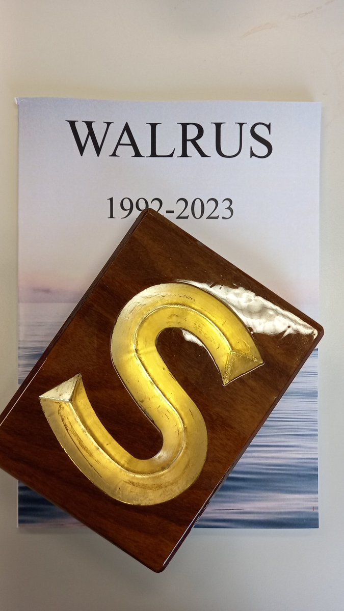 Vandaag is Zr.Ms.Walrus officieel uit dienst gesteld. Met gemengde gevoelens, want een prachtige en fantastische #onderzeeboot. Op weg naar de toekomst! #marine