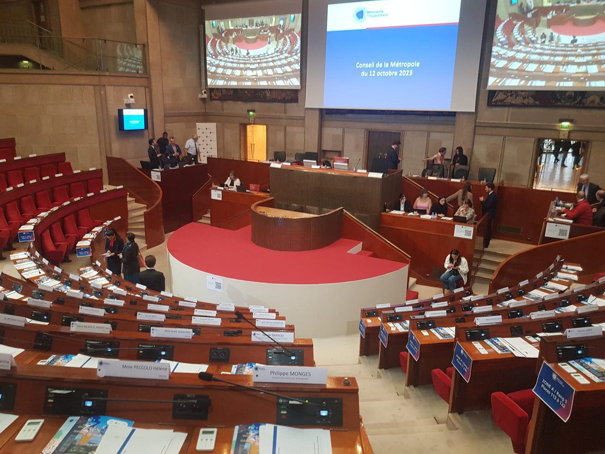 Les élu.e.s du Groupe écologiste, social et citoyen s'apprêtent à rentrer en Conseil métropolitain. Suivez-nous en direct : metropolegrandparis.fr/fr/actualites/…