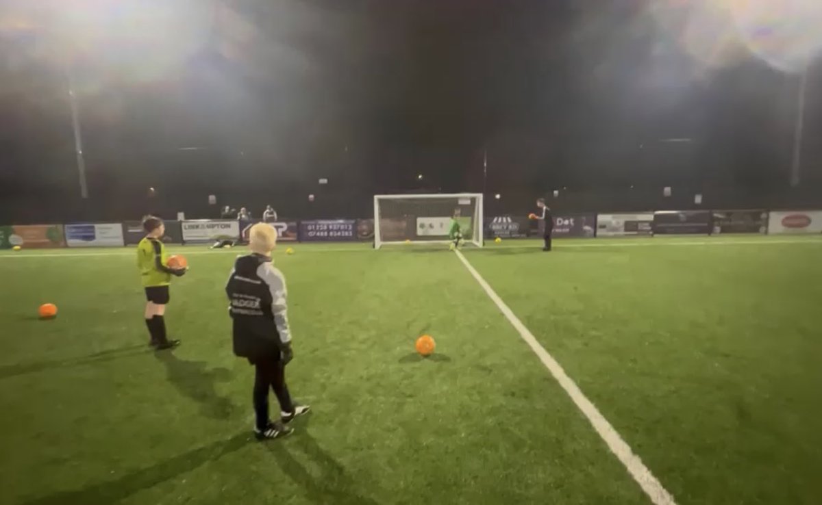 Goalkeeper Training: Last night both groups of goalkeepers worked on distribution and set pieces. Great work! 🦡⚽️🧤