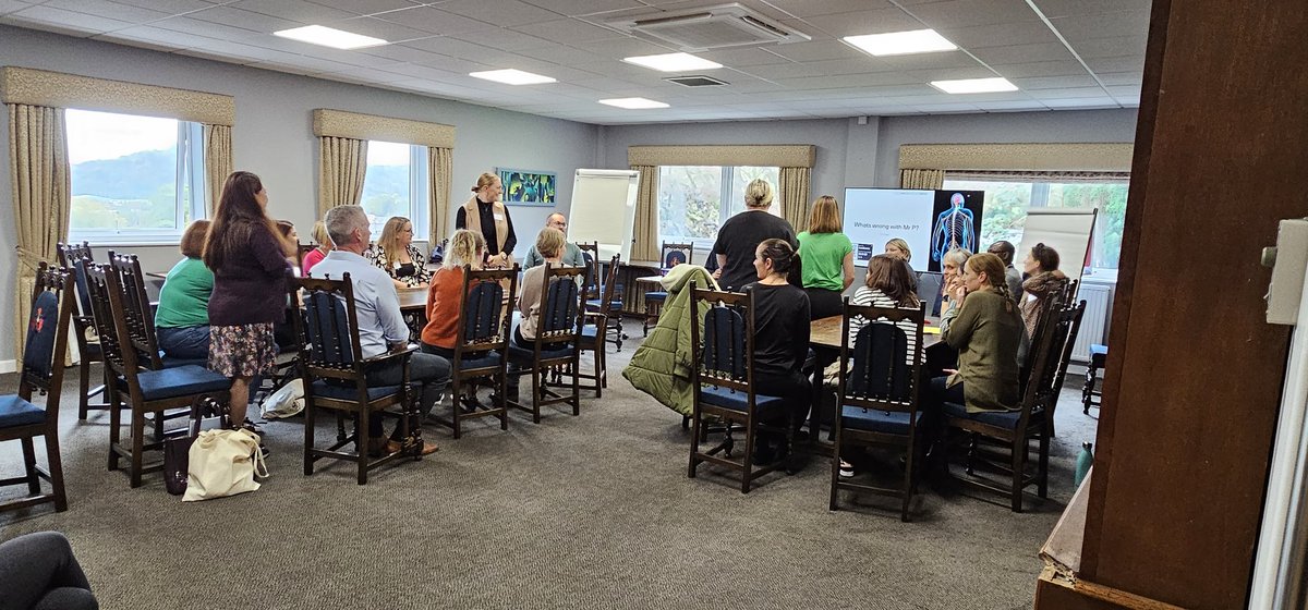 Dr_JonL's tweet photo. The first of the breakout groups have started. 4 workshops exploring the #MajorTrauma patients journey. @SWTraumaNetwork #TraumaConference https://t.co/A10LrFacV6