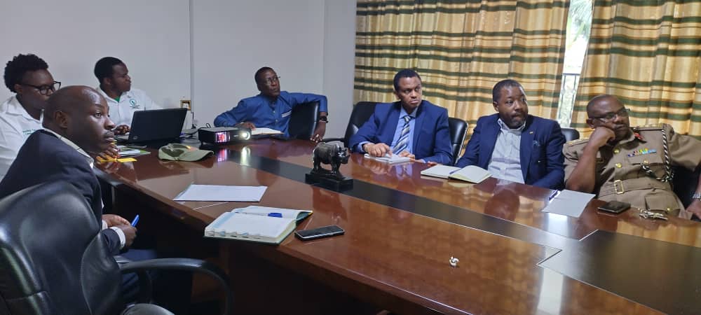 Dr_JibCares's tweet image. I today chaired the meeting hosted by HE Maj Gen. George A.Owino, the @KenyaInUganda High Commission.

This aims at identifying possible areas of collaboration as the @KenyaInUganda works with @MillionTrees_Ug to promote forestry Programs in Uganda.

@UNEP
#GenerationRestoration