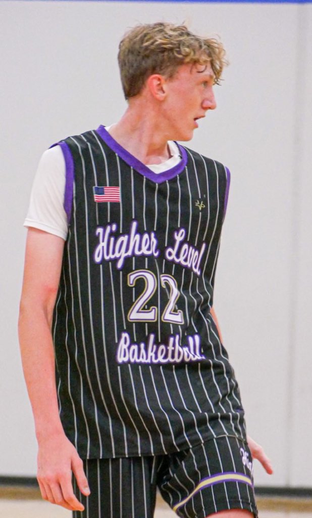 Ryan Watson (@ryan_watson2422) on Twitter photo AAU HIGHLIGHTS
WATSON youtu.be/-lKSQpAPOI8?si… 
<a href="/behsbasketball/">Bullitt East Basketball</a> <a href="/DMelt42/">Drew Melton</a> AAU HIGHLIGHTS
WATSON youtu.be/-lKSQpAPOI8?si… 
<a href="/behsbasketball/">Bullitt East Basketball</a> <a href="/DMelt42/">Drew Melton</a>