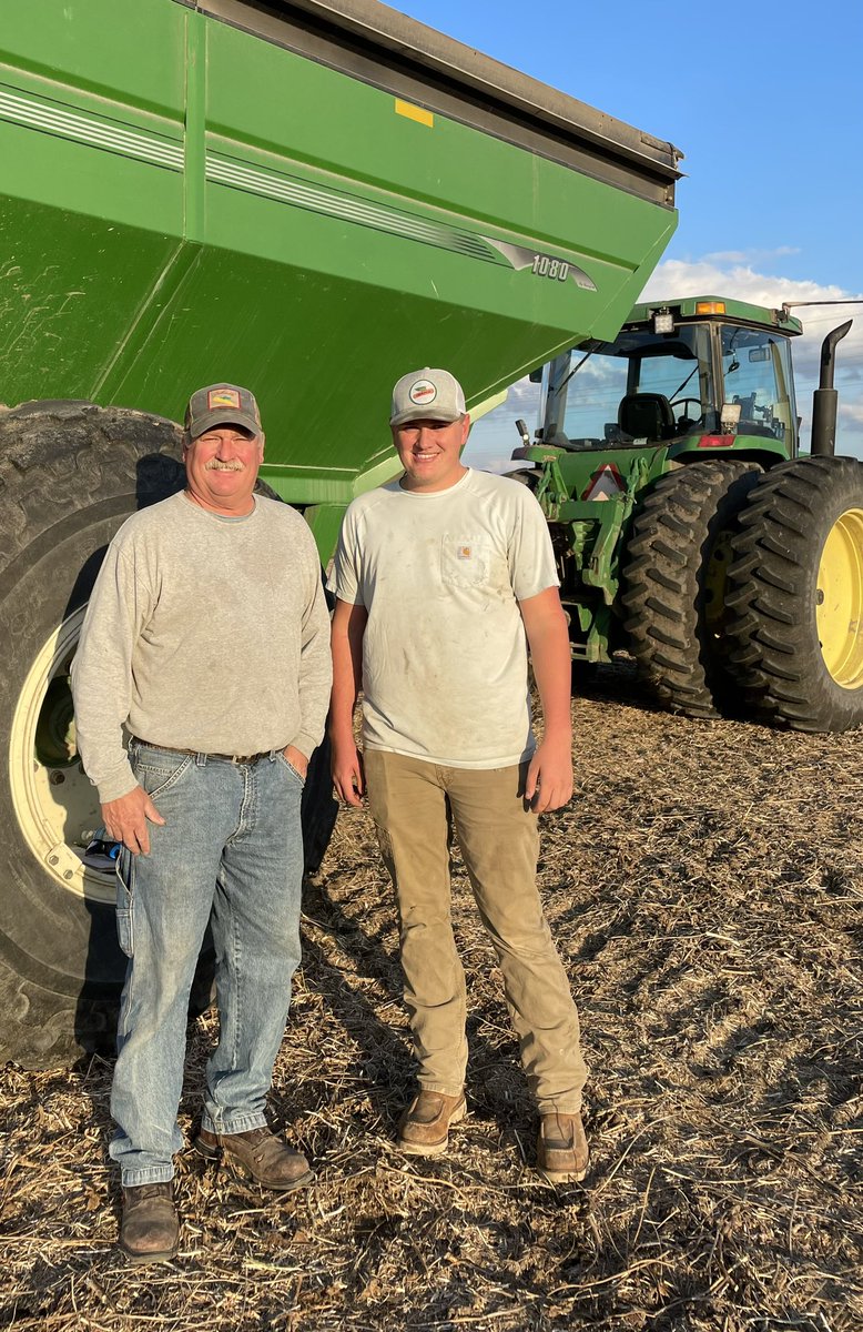 Another win for AG33XF3  followed closely by AG38XF3.  Thank you CJ Steinhoff Farms and <a href="/KentSteinhoff/">Kent</a> for another #Asgrow soybean plot.  <a href="/DKAS_SIL/">DEKALB Asgrow SIL</a>