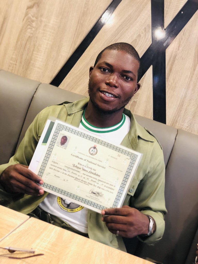 Noble_Agba's tweet photo. Alhamdullilah 

One year of National service completed. I've duly obeyed the clarion call.

God Bless Nigeria 🇳🇬 

#NobleoftheUniverse https://t.co/td6sbPmCtd