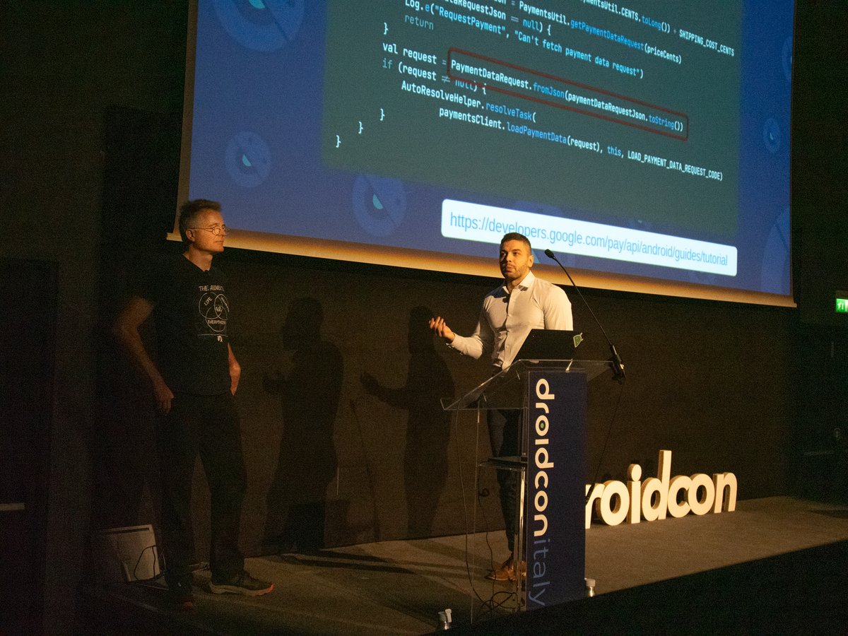 Let's continue with the talks! Wolfram Rittmeyer - Android Dev. @Openminds - e Petar Ljubic - Android Dev. @Troido - are on stage talking about "Beyond Layer - Exploring Different Approaches to Android Project Architecture" #droidconItaly23  #Androiddev #droidcon #android #italy