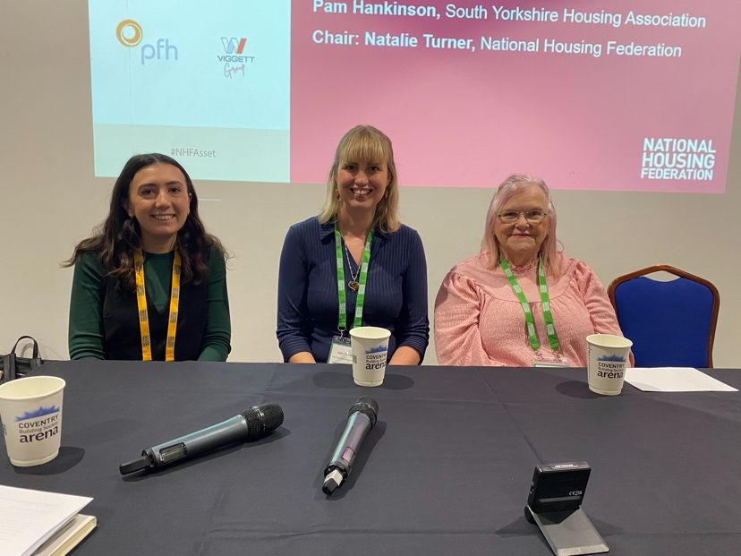 Today our @Kathy_YH spoke at @natfedevents Asset Management Conference about the #HeartwarmingHomes toolkit, alongside tenant advisory group member Pam.

Kathy also gave the audience a tour of the Heartwarming Homes website - take a look: heartwarminghomes.org.uk
