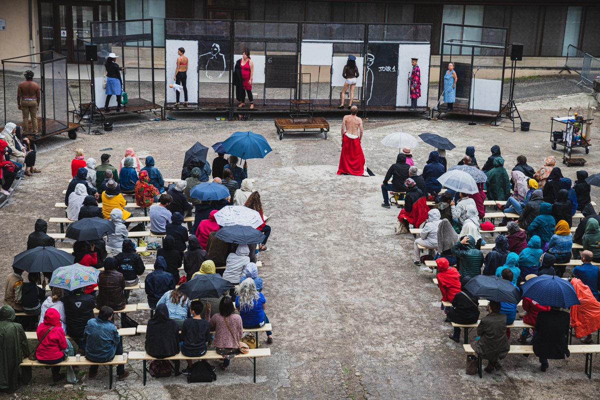 🟣 𝗡𝗢𝗨𝗩𝗘𝗟𝗟𝗘𝗦 𝗣𝗟𝗔𝗖𝗘𝗦 𝗘𝗡 𝗩𝗘𝗡𝗧𝗘 pour les 2 dates d'HÉROÏNE, une épopée théâtrale au ❤️ d'un tribunal
⏰ 𝗩𝗲𝗻. 𝟭𝟯 𝗢𝗖𝗧 à 𝟮𝟬𝗵 &amp; 𝗦𝗮𝗺. 𝟭𝟰 𝗢𝗖𝗧 à 𝟭𝟴𝗵 // 𝗢𝗡𝗬𝗫
📌 <a href="/saintherblain/">Ville de Saint-Herblain</a> 
👉 02 28 25 25 00 | billetterie.theatreonyx.fr