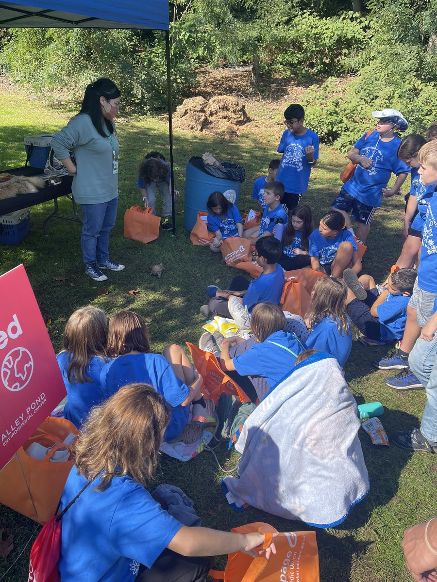 Thank you to the the Hance Family Foundation for hosting another successful Grow with Me day for our 5th grade students!  <a href="/FPBSchools/">Floral Park-Bellerose UFSD</a>