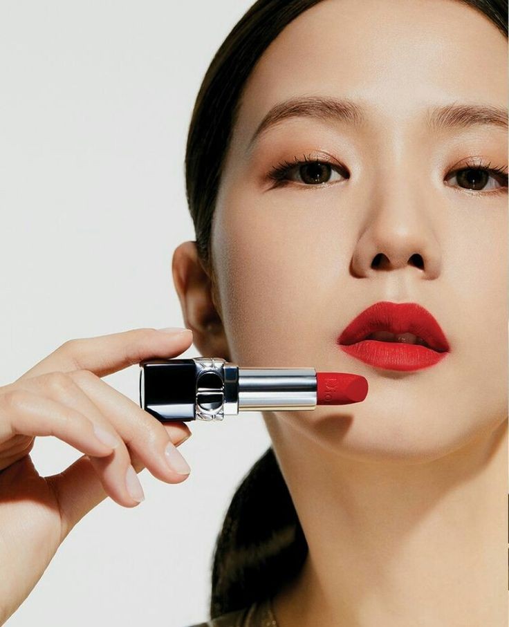 ㅤ

   ㅤㅤ    #PEARLSIS_MOMENTS

The new Dior lipstick collection has been released. the colors are deepened and the lips feel velvety. my favorite from this collection is the red ruby. looks very nonchalant on the lips. 💄👄
ㅤㅤㅤㅤㅤㅤㅤㅤㅤㅤㅤㅤㅤㅤㅤㅤㅤㅤㅤ