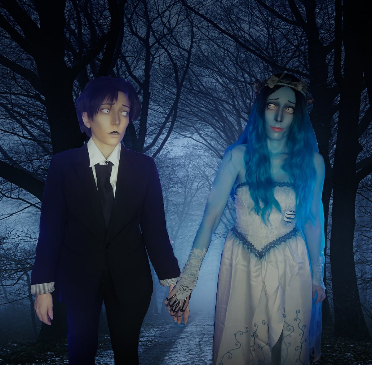 DollCille's tweet photo. This may not be the best edit but I wanted a pic with both of my Cosplays so I wanted to make the DVD cover pic.. I think I did well with PaintNET
#VictorVanDort #VictorVanDortCosplay #CorpseBride #CorpseBrideCosplay #SpookyMonth #CorpseBrideEmily https://t.co/pYtyOdw85S