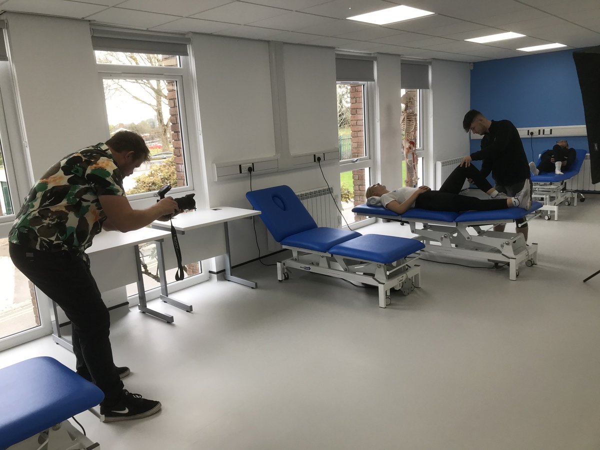 We have some of our students modelling for our new Sports Therapy course starting ‘24/25 intake!