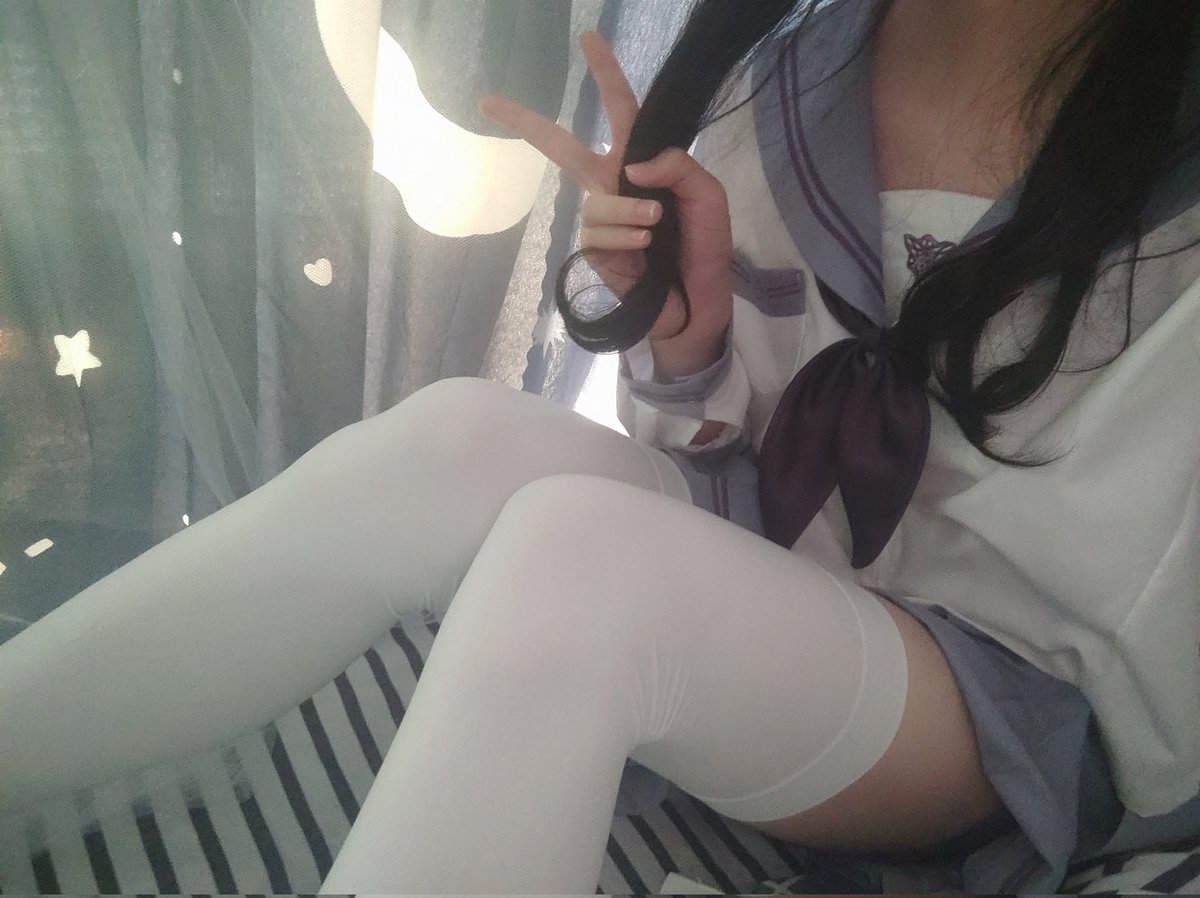 TruE_0619101's tweet photo. 第一次发推捏，好想认识更多xnn呢ヘ(>_<ヘ) 
#伪娘 #男娘 #女装子 #男の娘 #白丝 https://t.co/86SkPUhp2E