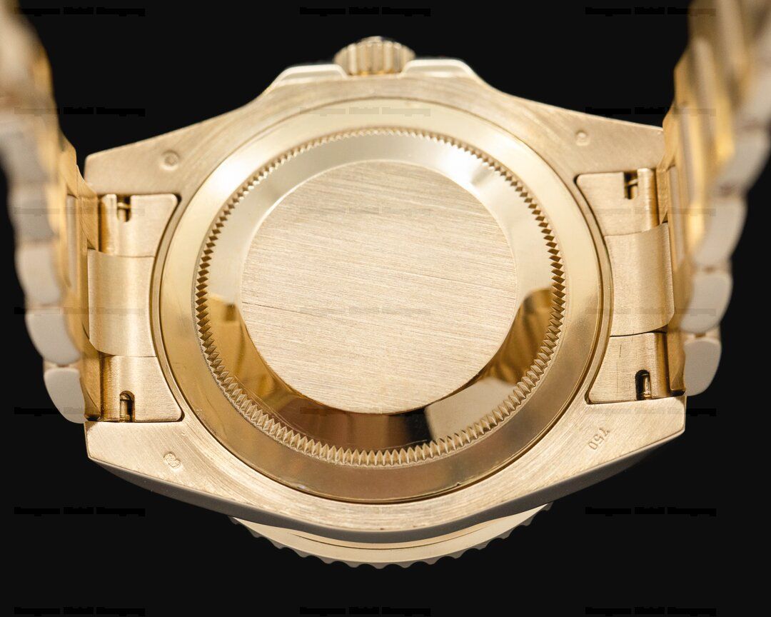 EuropeanWatchCo's tweet image. Rolex GMT Master II 116758SANR 18k YG Diamond / Sapphire. bit.ly/45GtJDb 

#Rolex 
#GMTMasterII                                                                                        
#Horology
#Rolex116758SA