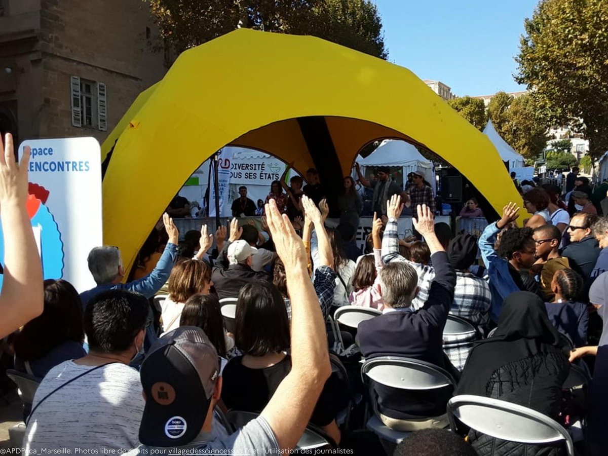 [#Evenement📆] Venez assister à notre table ronde sur les écritures alternatives des sciences avec l’équipe d’<a href="/hypothesesorg/">Hypotheses</a> et de <a href="/COESOEU/">COESO - Connecting Research & Society</a> au Festival des Sciences de Marseille samedi 14 octobre à 14h place Bargemon! <a href="/fds_sud/">FDS SUD</a> <a href="/CNRS_dr12/">CNRS Provence et Corse</a>
👉fetedelascience.fr/festival-des-s… #FDSSUD #FDS2023