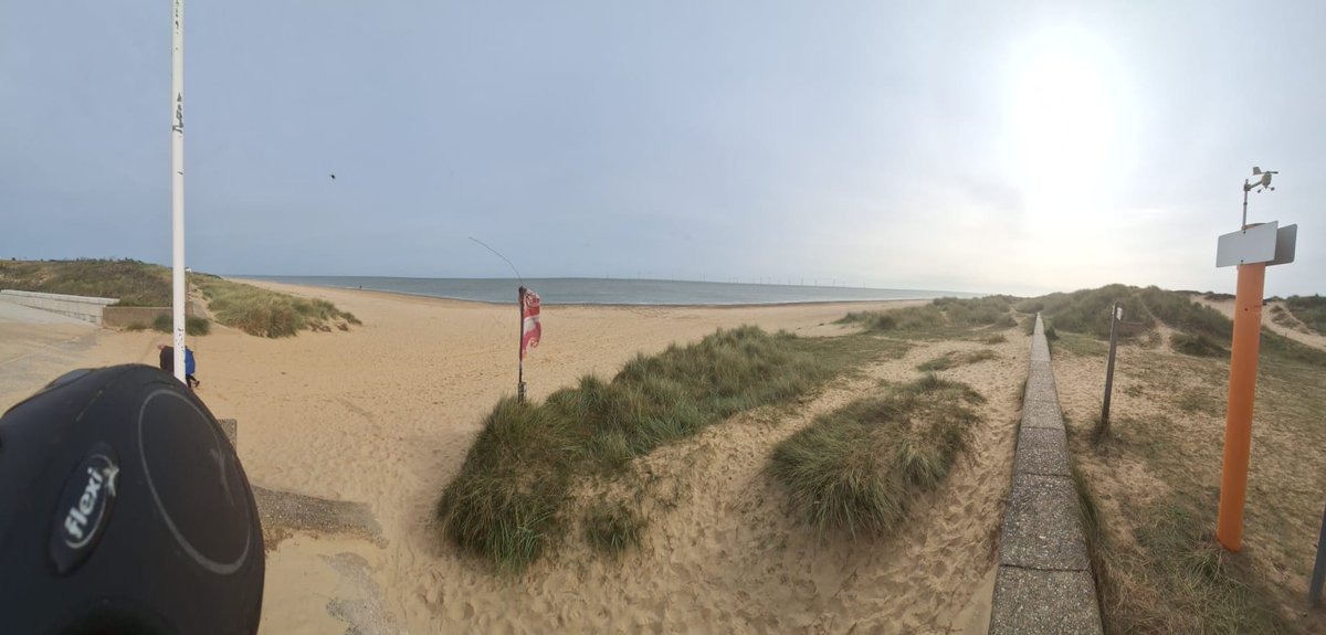 charcyb's tweet photo. Hi Tim,Subscribed to your channel &amp; and because of your videos i stayed in haven in Caister,  bussed (very good bus service.Used the no 8 bus)it to great yarmouth &amp; Gorleston last tues &amp; weds. Tried to do a @TimWalkwithme impression.Not as good,obviously.  Liked Gorleston most. https://t.co/qrpIhafQPG