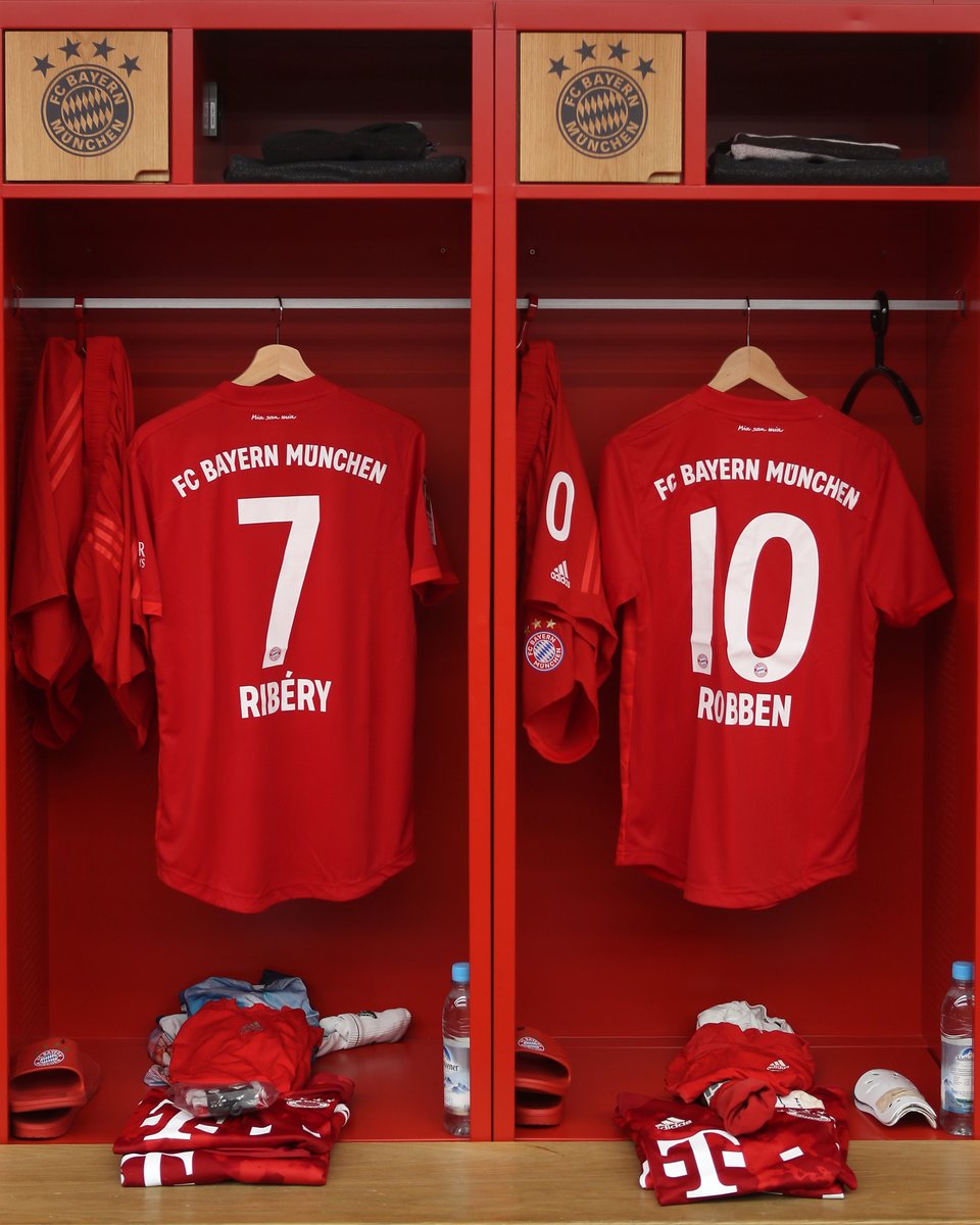 ChampionsLeague's tweet photo. Nickname for this duo❓

#UCL https://t.co/GBzNoGGYDf