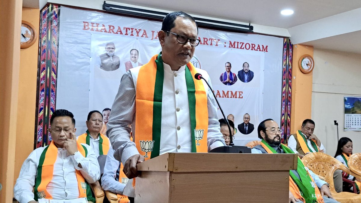 MsaTluanga's tweet photo. A day of joy at @BJP4Mizoram State HQ, Aizawl. “This is a political tsunami, with the joining of Pu Rina Sailo, ex Speaker of the House, BJP shall continue our mission for the 2023 MLA General elections with great force,” said Pu @MmhonlumoKikon, Prabhari, BJP Mizoram. Development of Mizoram shall be our agenda. Hardwork of Pu @RiturajSinhaBJP for the growth of @BJP4Mizoram is bearing fruit. 

@JPNadda @blsanthosh @sambitswaraj
@RiturajSinhaBJP @MmhonlumoKikon
@hmuakabjp @BJP4Mizoram @bjym_mizoram @MahilaMizoram @BJPKisanMizoram @bjpaizawldist @BLawngtlai @BJP4Mara