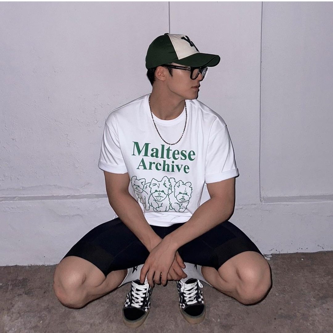 minegyu_'s tweet photo. mingyu manspreading 👍 https://t.co/rvBgnsE8Y2