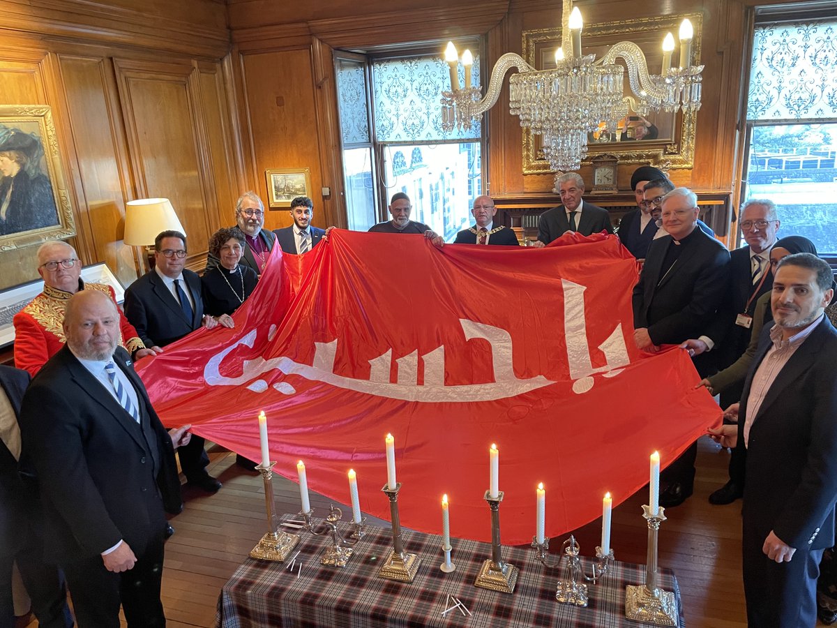 LordProvostEdin's tweet photo. It was an honour to welcome @S_A_B_S_ @churchscotland @MuslimCouncil and other important guests and faith representatives to the City Chambers today. 

We lit candles to mark Imam Hussain Day and symbolise the unity between us all 🕯️ https://t.co/ufdhrkkuJX