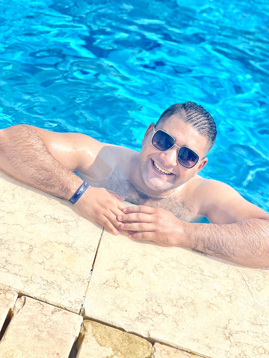 Shirefaymaan's tweet photo. 🏊🏻‍♂️😌 https://t.co/Pxmm58H43P