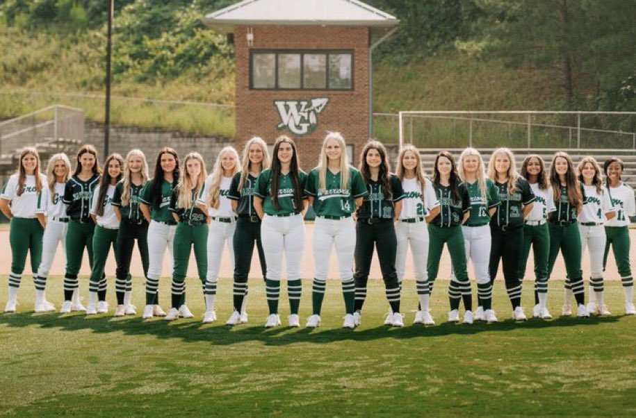 WalnutGroveSoftball tweet media