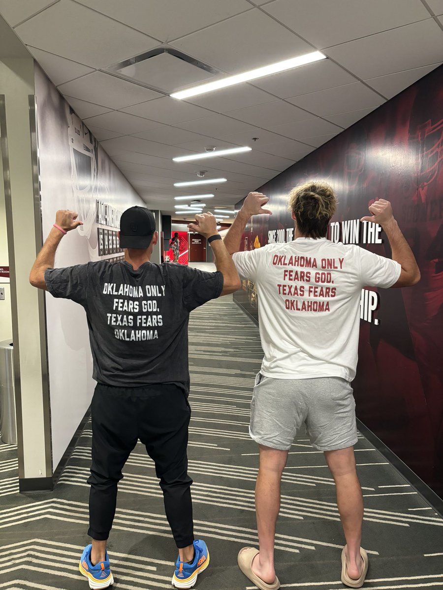 Danny_Stutsman's tweet image. THEY KNOW. WE KNOW. THE WHOLE WORLD KNOWS! Official shirt is now live! opolisclothing.com/products/stuts…