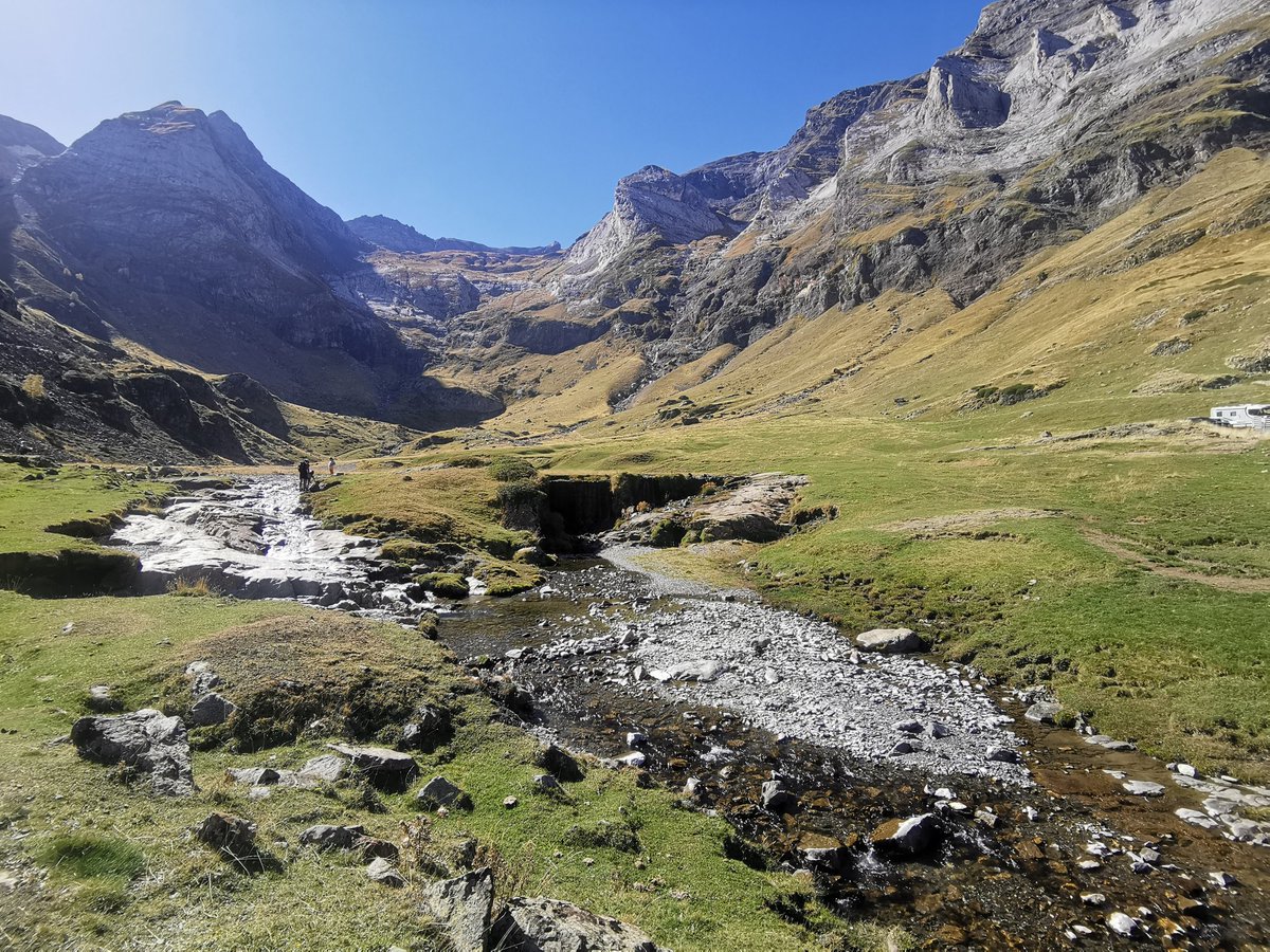 jakes_larre's tweet photo. Beste egun bat paradisuan #troumouse #2107m 🚴 #pirinioak https://t.co/S1j8xhv6Ku