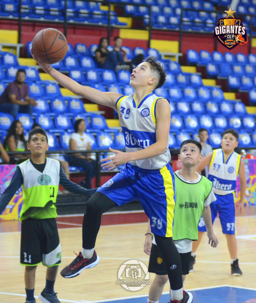 GigantesEscuela's tweet photo. 🏀 Momentos Gigantes Cup 2023
#GigantesEscuela #Formativas #FormandoAtletasIntegrales #GigantesCup2023 https://t.co/KzfzNtQFaG