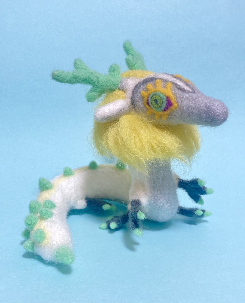 羊毛フェルトで、ゼルダの伝説の白龍を作ってみました いい感じに