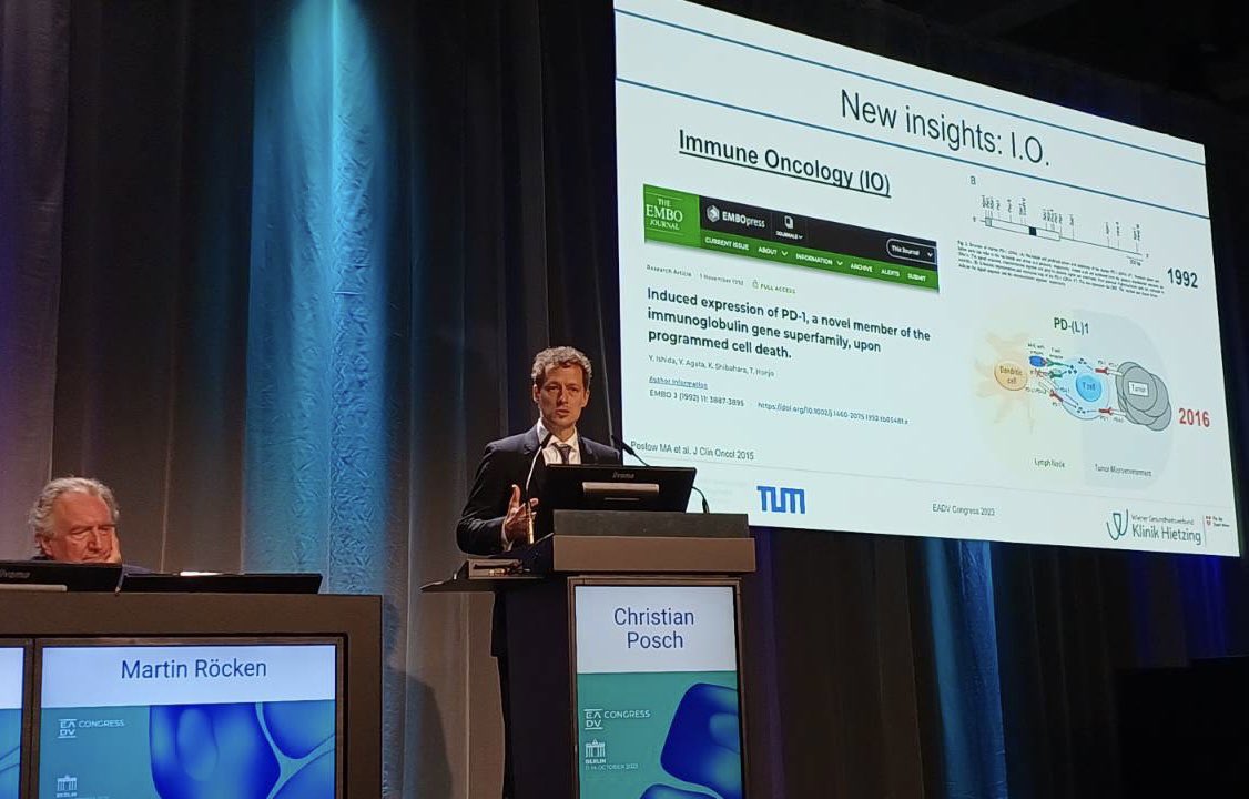 Let’s meet at the @eadv Congress in Berlin now! Happy to see so much interest in dermato-oncology. Thanks to the president Prof. Martin Röcken who also found the time to chair the session! #EADVcongress #eadv #skin #cancer #melanoma