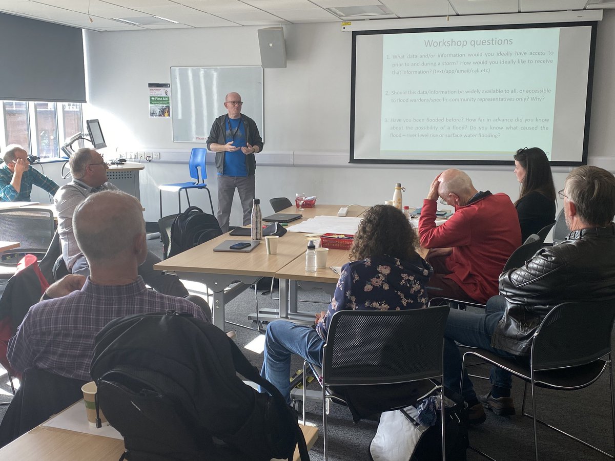 YorkshireiCASP's tweet photo. Lots of interest in the LoRaWAN project today from flood wardens discussing what information would be most useful from a network of digital sensors. 

West Yorkshire Flood Innovation  Programme is looking  at whether the network could reduce surface water #flooding. https://t.co/nXkUU9j5Nk