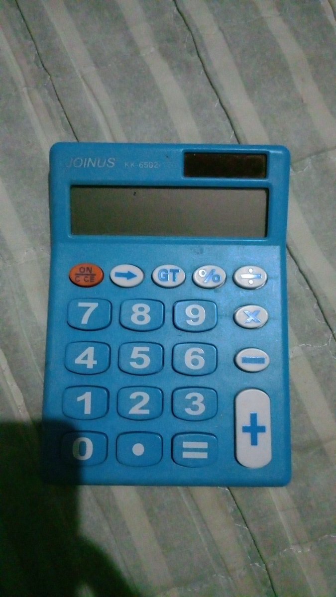 sntsroma's tweet photo. Hello future CPAs! May naka claim na po ng calcu.  For transparency, ito convo namin and yung calcu niya for upgrade (I have their permission to post). Sorry sa mga hindi ko nareplyan 😭

I plan to give away my accounting and review books as well kapag naayos ko na. 1 book/person https://t.co/kHPKgwicH2