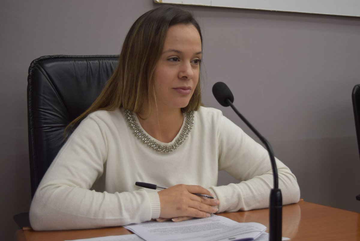 ConcejoMadryn's tweet photo. Finalizó la 19º Sesión Ordinaria:

➡️Los ediles declararon de interés la maratón mamográfica a realizarse el día 19 de Octubre, organizada por el servicio de diagnóstico por imágenes del Hospital Zonal “Andrés Isola” 

🚕 El servicio de taxis y remises tendrá un aumento del 25% https://t.co/D9MADdwDt0