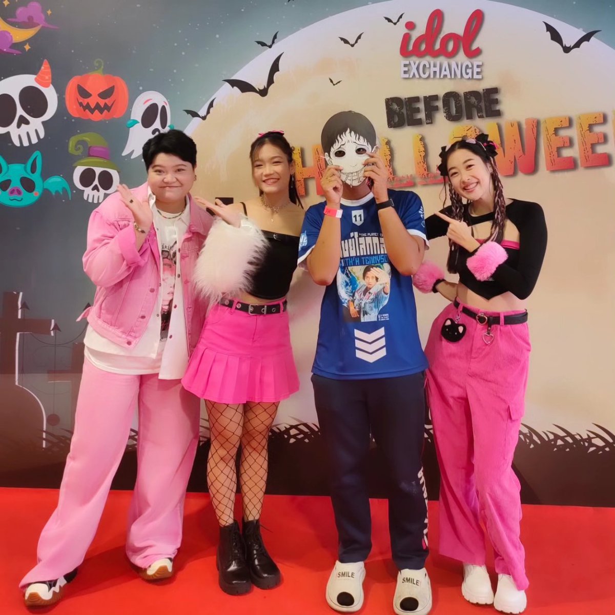 earthtennyson95's tweet image. GPS x Earth'h Tennyson 💗💜
#GPS #GPStrackingyou #EarthhTennyson
#ThePlanetEarth #มนุษย์โลกกลม #IdolExchange #MBKCenter #Tpop