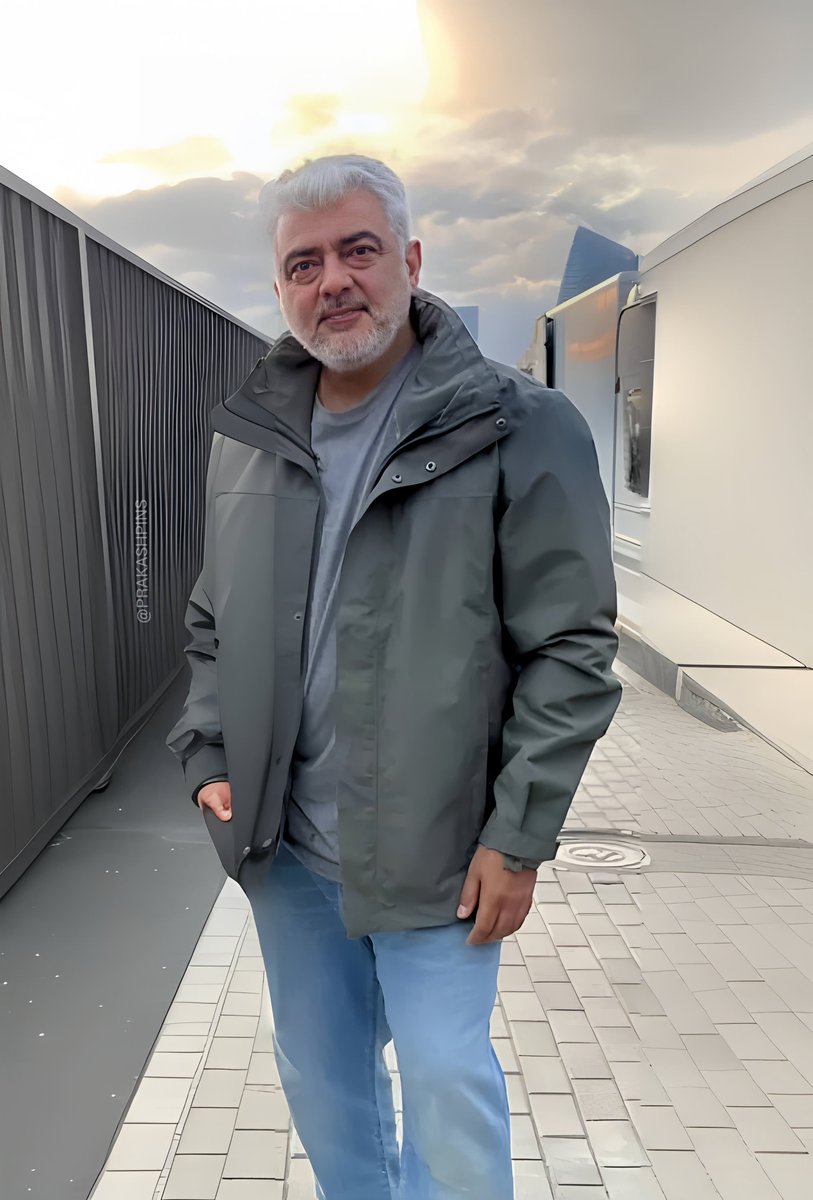 sankaitfc's tweet photo. A Recent Pic Of Ajith Sir From Azerbaijan Schedule 😍😎🔥

#Ajithkumar  #VidaaMuyarchi https://t.co/CeFnFNQRyl