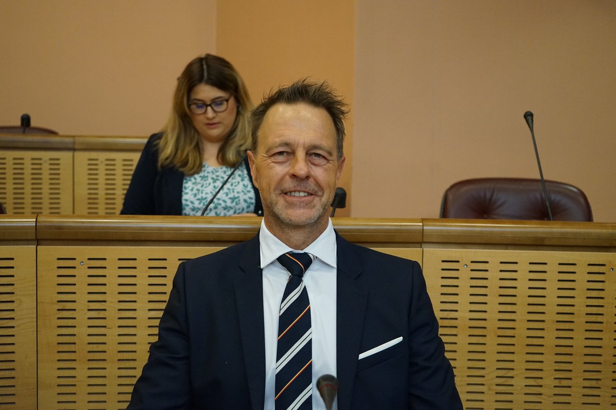 RNGrandEst's tweet photo. 📹 Intervention de Pascal TSCHAEN sur le schéma de validation du plan régional santé environnement 4. #SPOct23 
➡️ https://t.co/piH9lu4KS8 https://t.co/50myAjsk9A