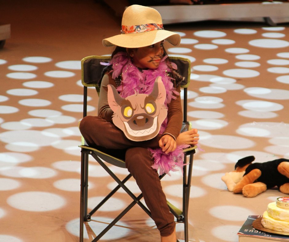 BSB_Brussels's tweet image. Zany Zoo is a hit at Year 4 production!🐒Parents and staff had a 'wild' time as intrepid zookeepers passed Standard Animal Tests while controlling wayward beasts in this enchanting tale of acceptance and respect. Well done to everyone involved!👏
#schoolshow #internationalschool