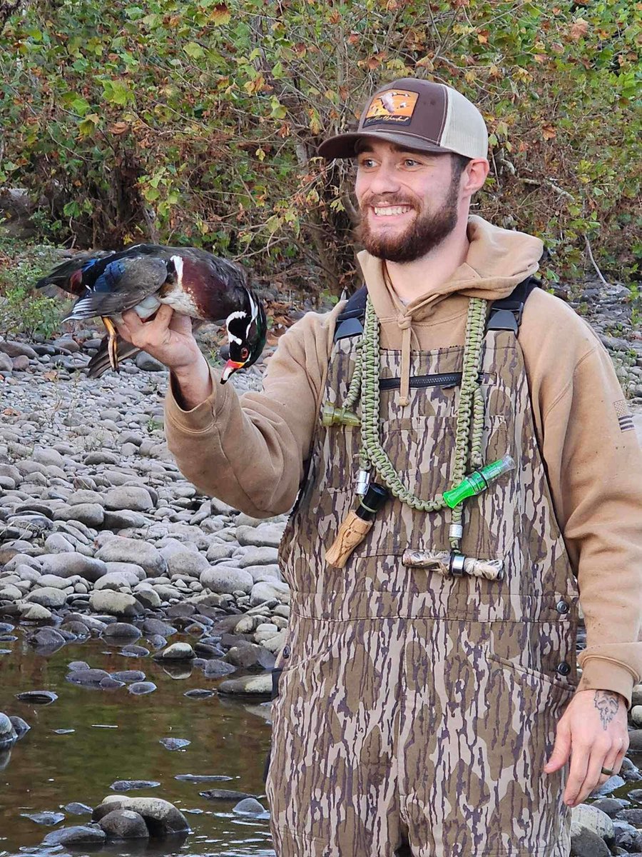paboyzoutdoors1's tweet photo. Staffer @rkisselbach829 got this beautiful wood duck over the weekend in eastern PA! Anybody else have luck duck hunting?
#woodie #woodduck #duckhunting #drake #h3gamecalls #tidewe #huntstand #kickschokes #pahunting #duckseason #waterfowl #whatgetsyououtdoors #paboyzoutdoors https://t.co/AE3wMHGB6m
