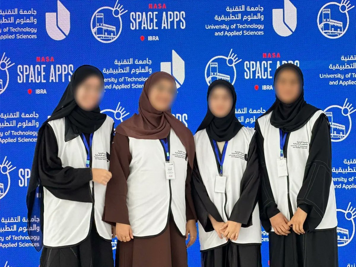 شارك فريق من جماعة العلوم بجامعة الشرقية تحت إشراف أستاذة المها الحبسية من كلية العلوم وفاز بالمركز الأول من نوع التحدي (أرتميس الثاني) والرابع على مستوى السلطنة في مسابقة #هاكثون_ناسا_لتطبيقات_الفضاء حدث علمي عالمي انطلق بشمال الشرقية تحت رعاية السيد عزان بن قيس آل سعيد.
