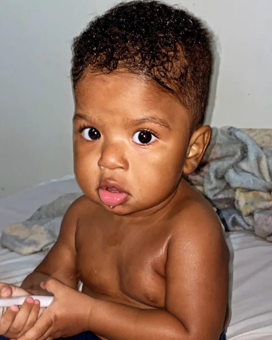 SandrinhoDJ2's tweet photo. Seu primeiro dia das crianças Filho papai te ama muito gostoso do pai 🥰 https://t.co/VXSMxvMrcs