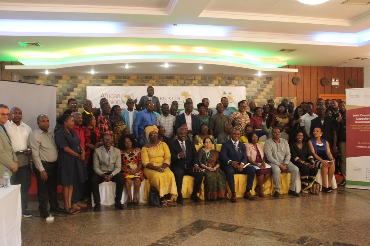 AfricaCDC's tweet photo. 1. @AfricaCDC hosted by the Ministry of Health have convened #CHWs stakeholders for the Joint Country Support Capacity Plan for Community Health in #SierraLeone (10-12 October) to assess the state of community health implementation. https://t.co/amQ0KqMQvO