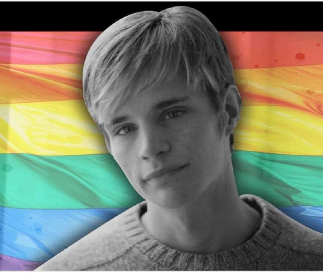 pranaadhika's tweet photo. 25 years since the world lost #MathewShepard to homophobia. 💔 https://t.co/Mt4JTS58go